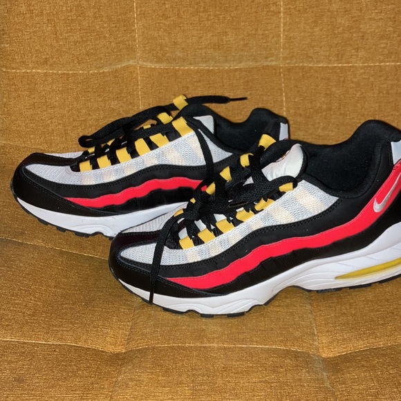 Nike Air Max Mint Condition - Picture 2 of 4